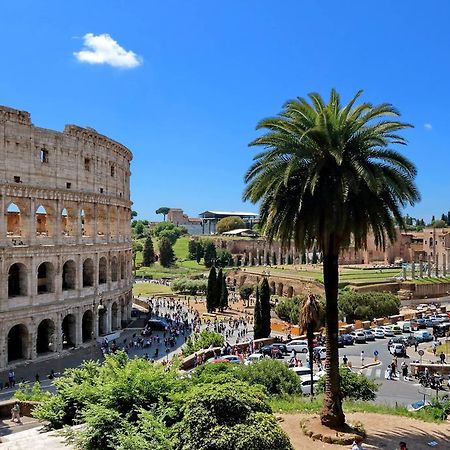 Romance Al Colosseo Bagian luar foto