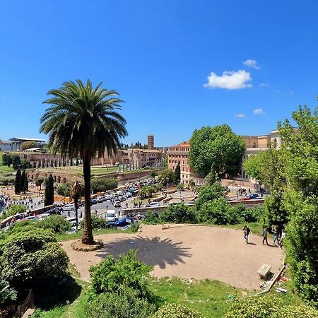 Romance Al Colosseo Bagian luar foto