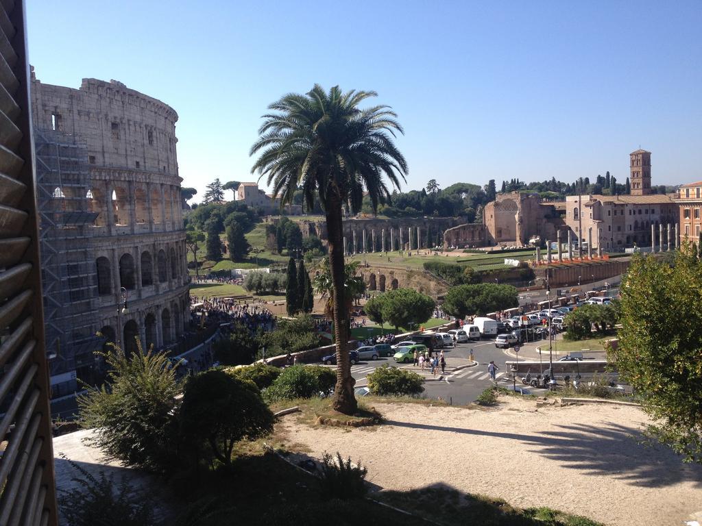 Romance Al Colosseo Ruang foto